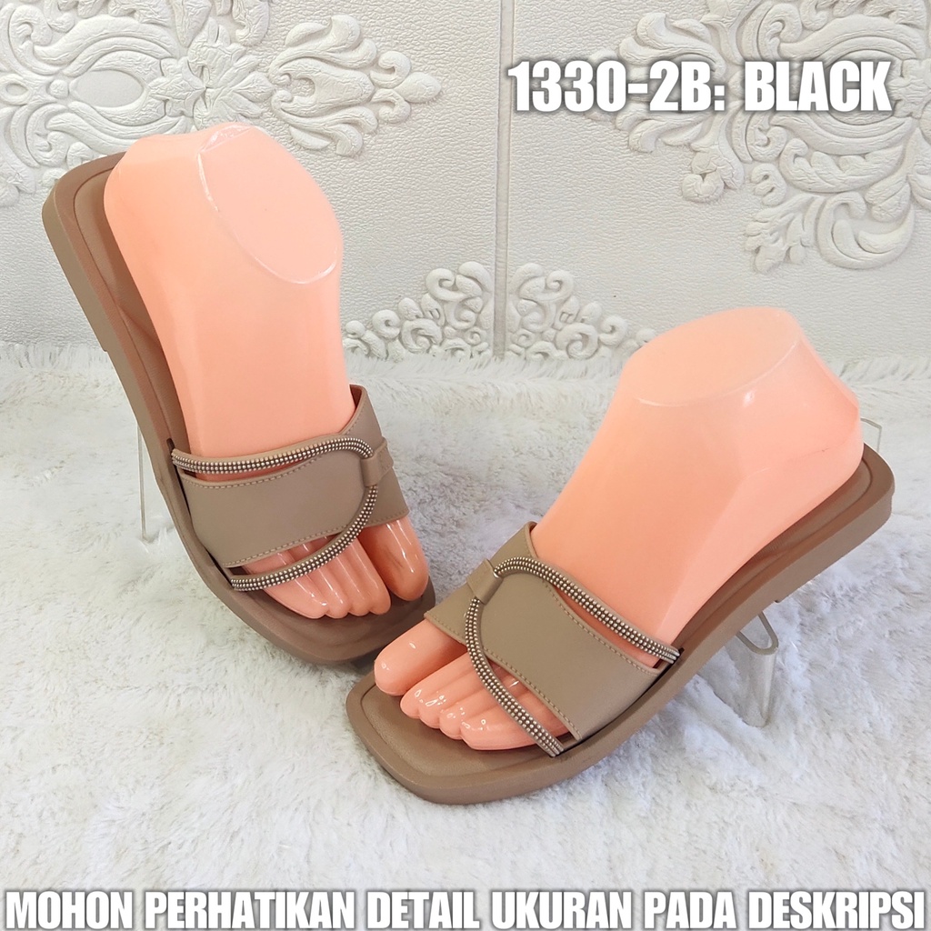 Sandal Wanita Karet Import 1330 2B Sendal Fashion Jalan SDLFW