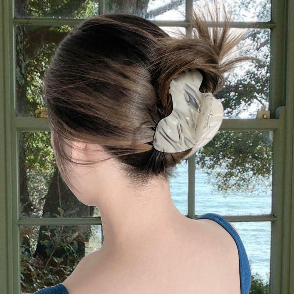 Needway   Gadis Klip Rambut Lucu Kepribadian Kreatif Jepit Rambut y2k Hiu Klip Bentuk Geometris Besar Ambil Klip Kurva Desain Hiasan Kepala Gaya Korea
