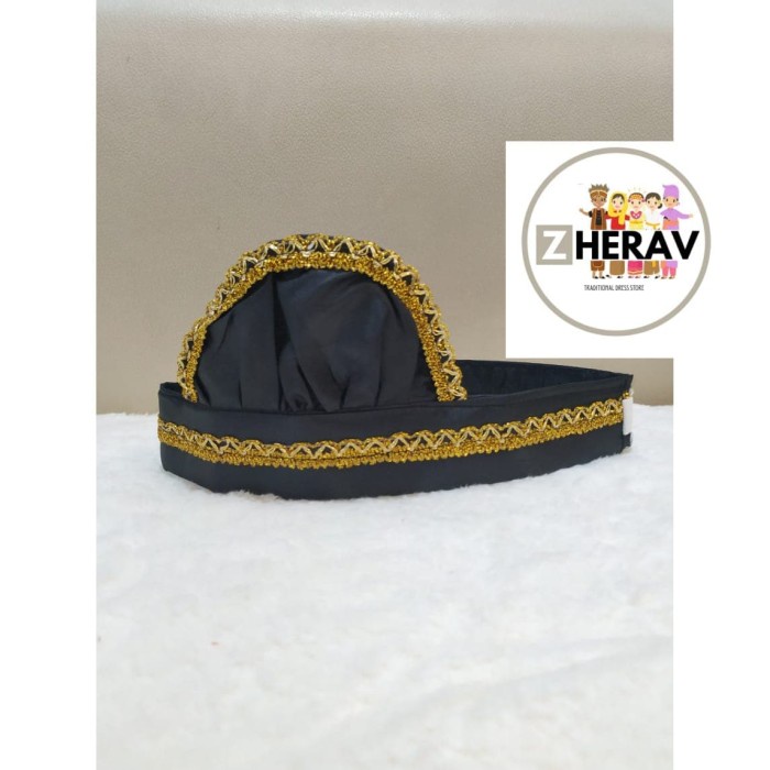 Baju adat /Pakaian adat /Busana adat Aceh anak Laki/Perempuan Size L - perempuan