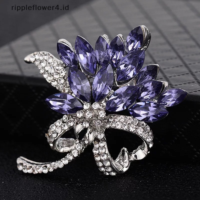 {rippleflower4.id} Bunga Kualitas Tinggi Fashion Serangga Bros Pin Aksesoris Mantel Perhiasan Hewan~