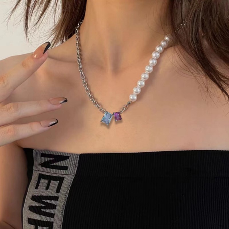 Ringan Mewah Premium Mutiara Jahitan Kalung Wanita Gaya Baru Trendi Manis Warna-Warni Persegi Zirkon Liontin Klavikula Rantai