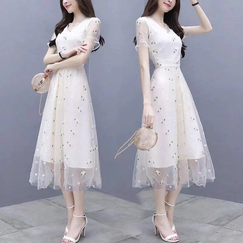 【Ready】Dress Korea Putih Brukat Terbaru/Dress  Korea Casual Elegan