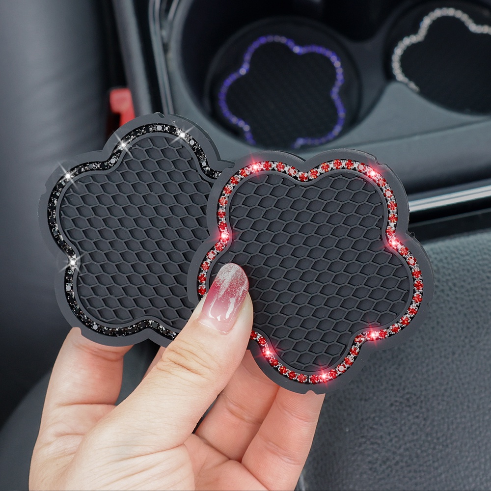 [Fitur] Alas Gelas Air Mobil/Coaster Mobil Diamond Anti Slip/Bling Rhinestone PVC Rubber Mat/Auto Cup Holder Drink Coaster/Tatakan Gelas Sisipan Otomotif Untuk Kebanyakan Mobil