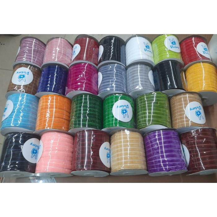 

Pita Beludru Velvet 1 cm -50 yds