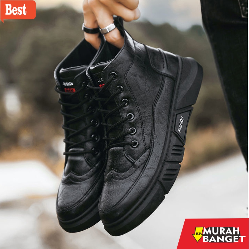 Sneakers pria terbaru- Sportstyle Black Jade Boots Full Black Sepatu Sneakers Pria Cassual Shoes - S