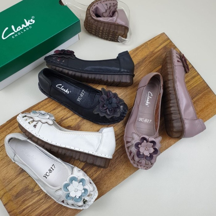 Sepatu Clarks wanita flower - 37, Hitam