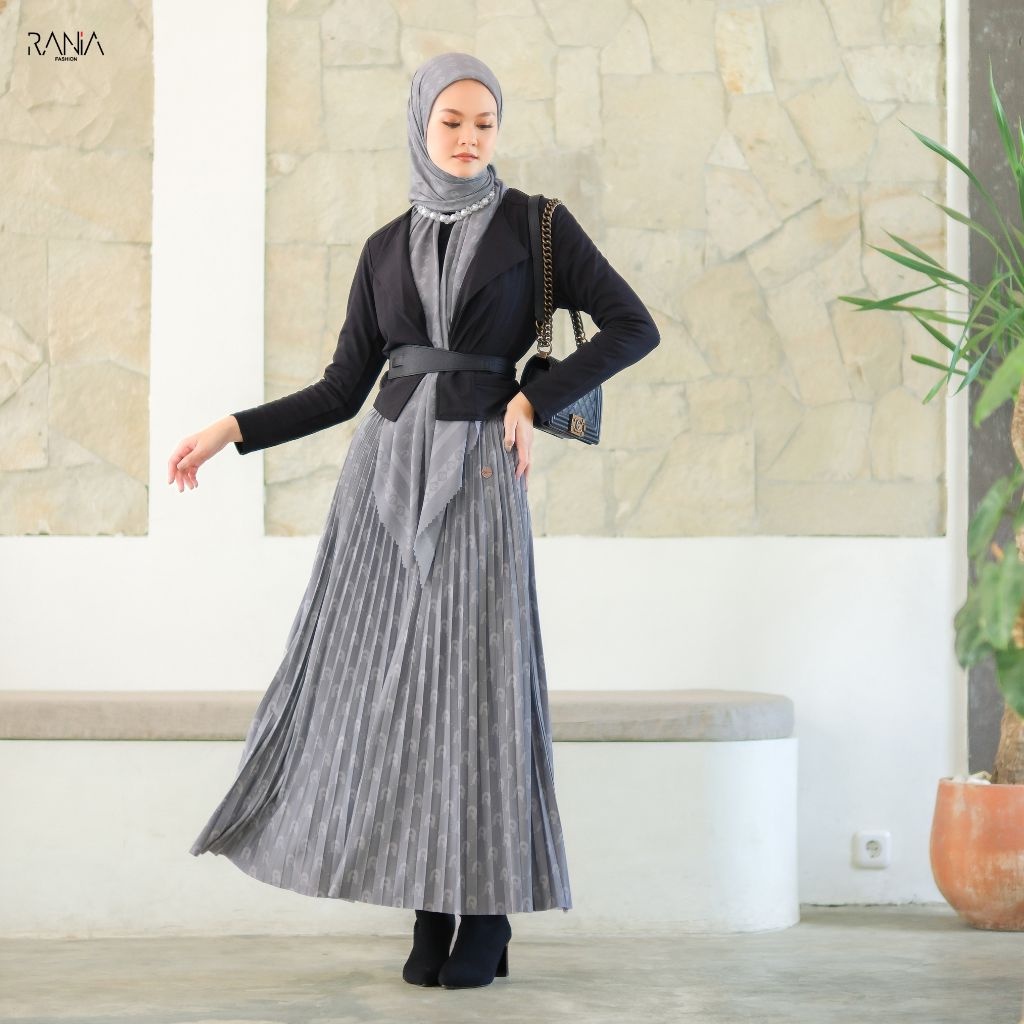 Rok Plisket Motif Monogram Rania Gem By Queen Rania Fashion