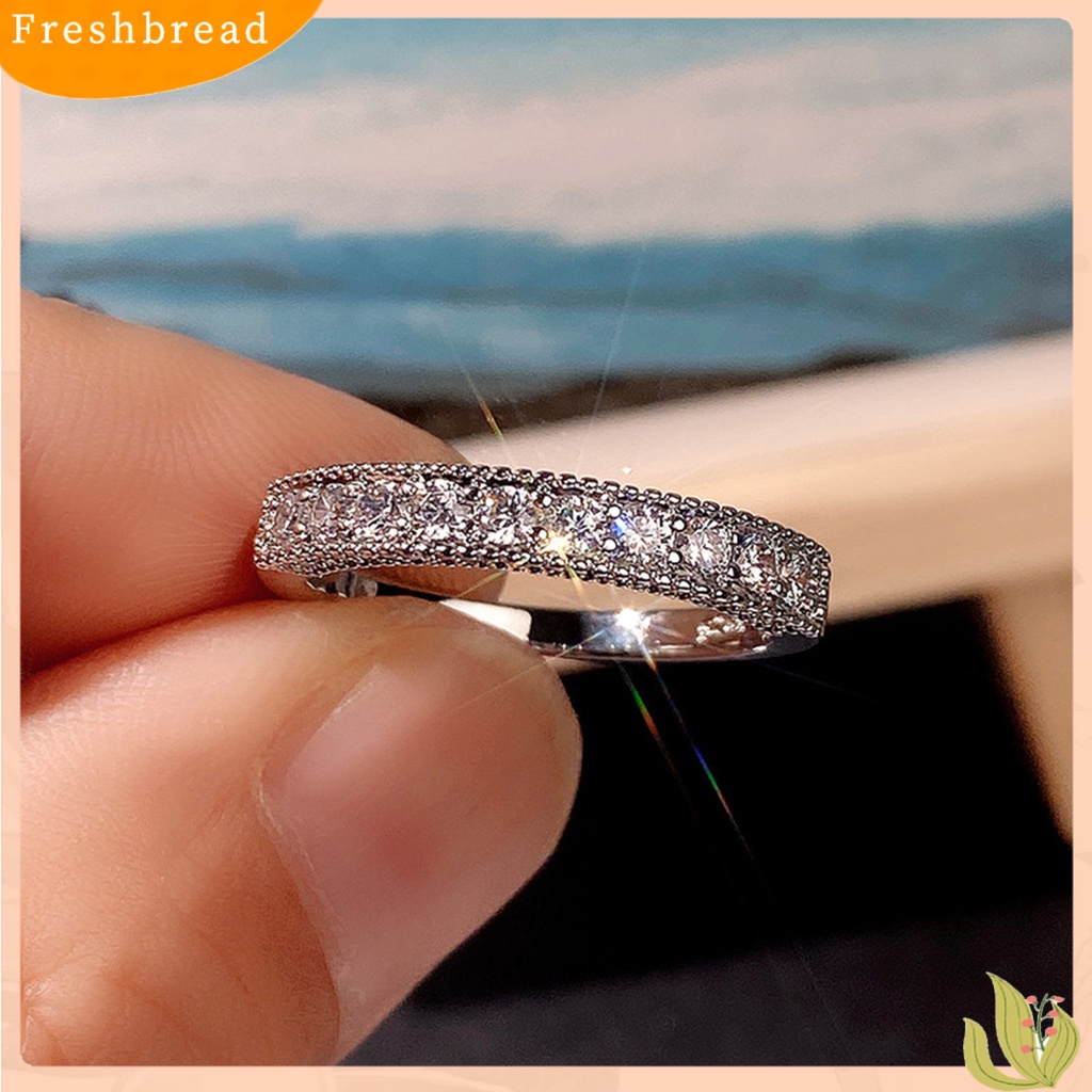 &lt; Freshbread &gt; Unisex Cincin Bulat Cubic Zirconia Perhiasan Bersinar Terang Kilau Jari Cincin Hadiah Hari Kasih Sayang