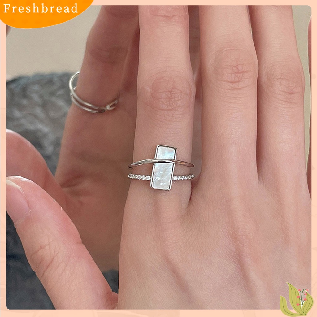 &lt; Freshbread &gt; Knuckle Ring Adjustable Geometric Square Zircon Decor Double Layers Simulasi Shell Design Dress Up High Gloss Simulasi Berlian Perempuan Temperamen Cincin Bersama