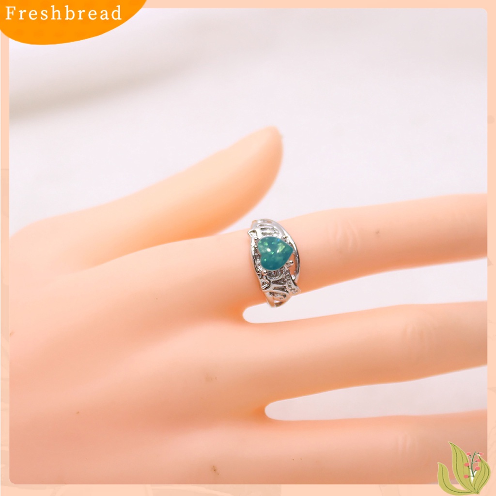 &lt; Freshbread &gt; Huruf Ukiran Bentuk Hati Opal Imitasi Hias Band Cincin Perhiasan Hadiah Untuk Ibu