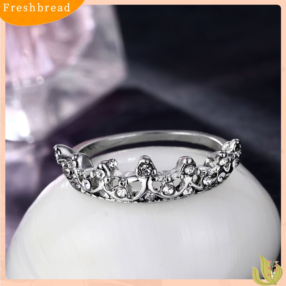 < Freshbread > Wanita Fashion Berlian Imitasi Bertatahkan Hollow Mahkota Jari Cincin Hadiah Perhiasan Pernikahan