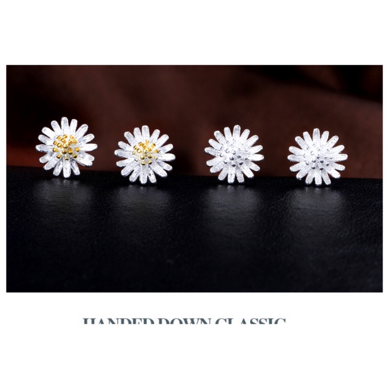 Goldkingdom Fashion Perhiasan Aksesoris Ready Stock Perak Disepuh Anting Perempuan Daisy Kecil Anting Korea Segar Krisan Anting Bunga Matahari.