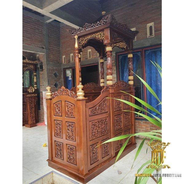Mimbar Masjid Pintu Jati 01-RMW