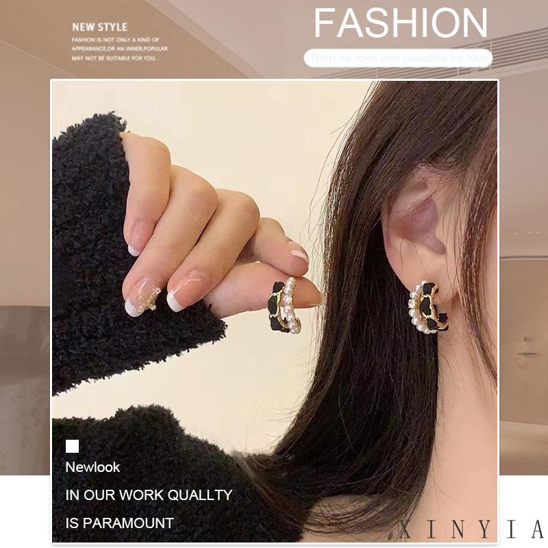 【Bayar di tempat】Berbentuk C Vintage Elegan Mutiara Berlian Emas Baja Titanium Wanita Fashion Perhiasan Stud Earrings