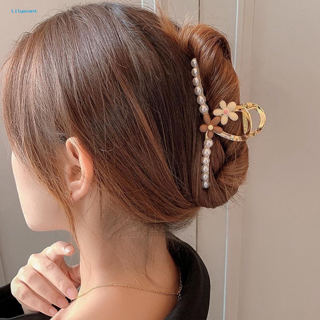 Lilyscent Ringan Hair Claw Aksesoris Rambut Hias Mutiara Imitasi Hiu Hair Clamp Desain Musim Semi