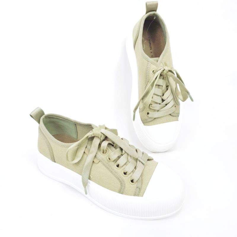 Sepatu Wanita Sneakers Tali Tebal 5cm