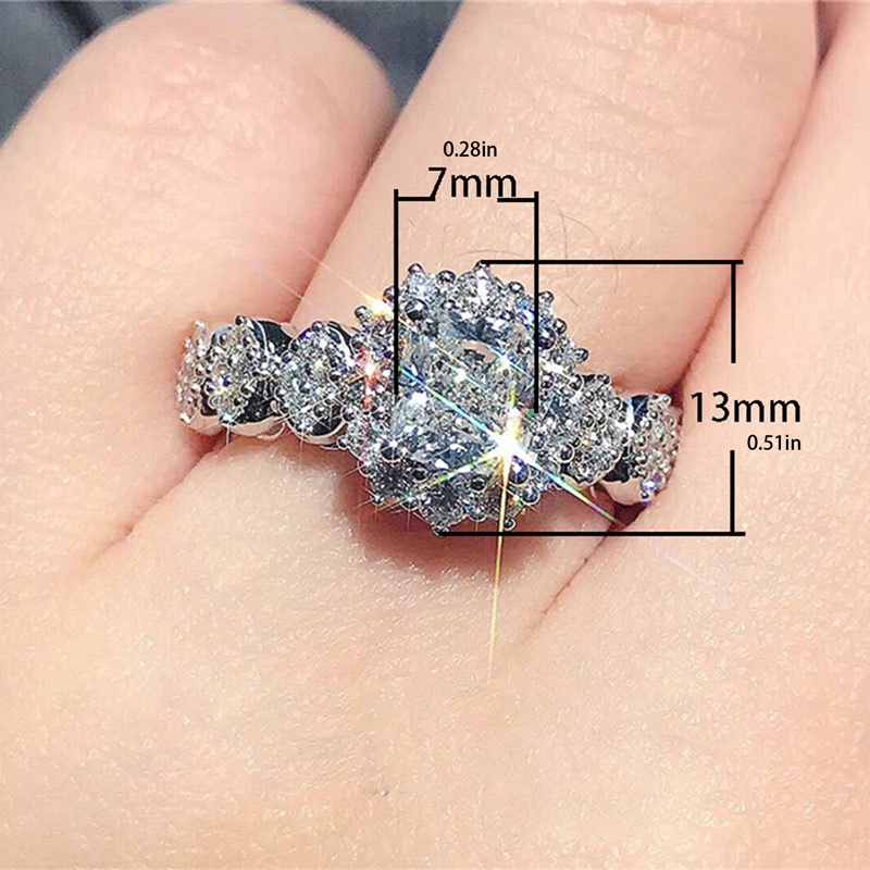 Cincin Wanita Cubic Zirconia Putih Berkilau Untuk Aksesoris Pernikahan Tunangan Cushion CZ Temperamen Perhiasan Perempuan