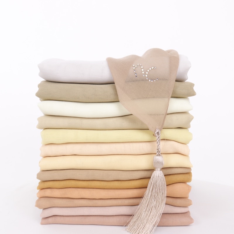 Jenna Scarf - Geulis Ars Scarf Paris Japan Tassel Series by Nadiya