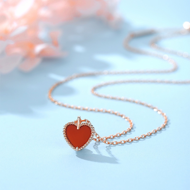 Goldkingdom Aksesoris Perhiasan Fashion Ready Stock Jepang Dan Korea Merah Hati Klavikula Kalung Liontin Perempuan