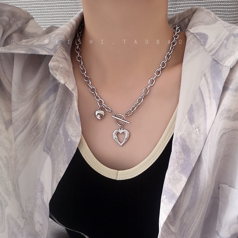 Retro Hip Hop Cinta Kalung Perempuan ins Trendi Influencer Niche Desain Merasakan Temperamen Sederhana Rantai Klavikula Kalung Pendek