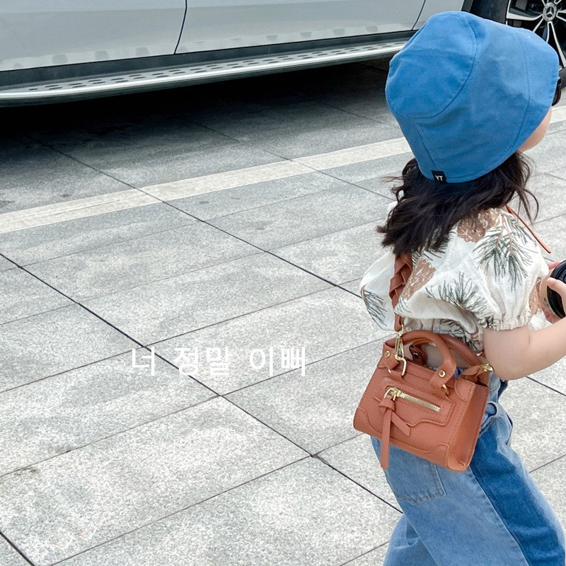 TAS FASHION KOREA SELEMPANG JALAN JALAN ANAK BAG BAHU LUCU PEREMPUAN BDBG GH CATALOG