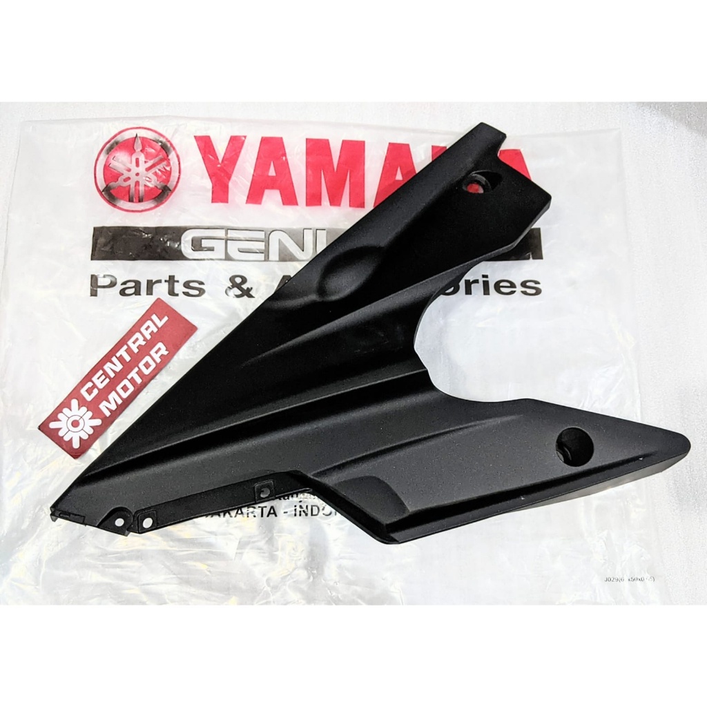 Undercowling Sayap Tebeng Bawah Luar Kap Dek Bawah R15 R 15 V2 Original Yamaha Genuine Parts 2PK-F83