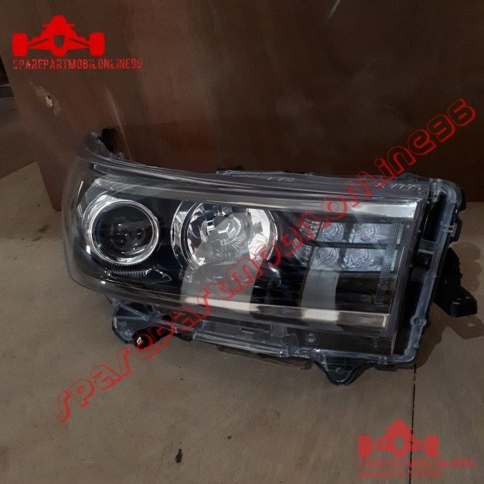 Head Lamp Lampu Depan Toyota Innova Venturer 2017 LED Black Depo