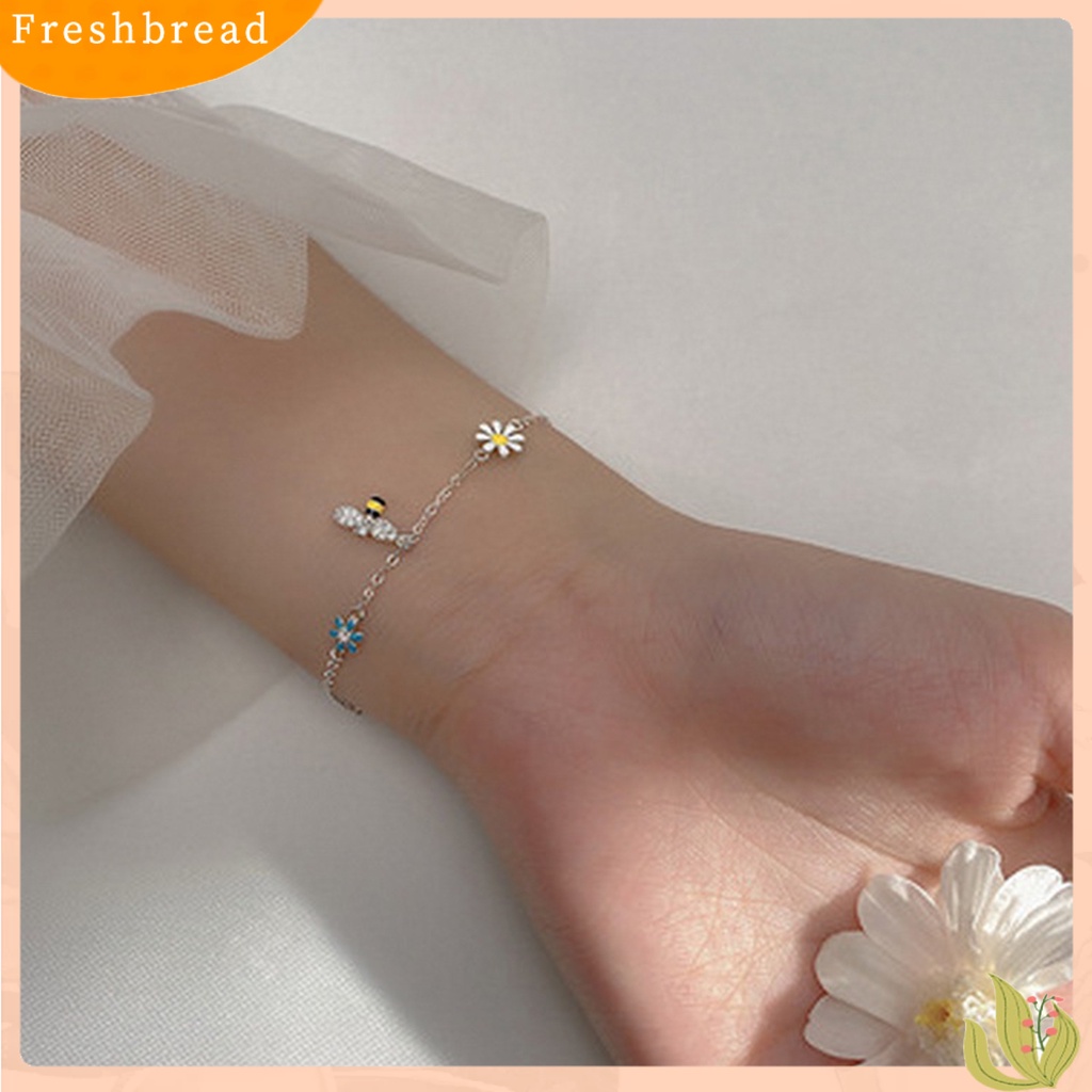 &lt; Freshbread &gt; Wanita Gelang Manis Indah Lebah Bentuk Bunga Liontin Lady Bangle Hadiah Ulang Tahun