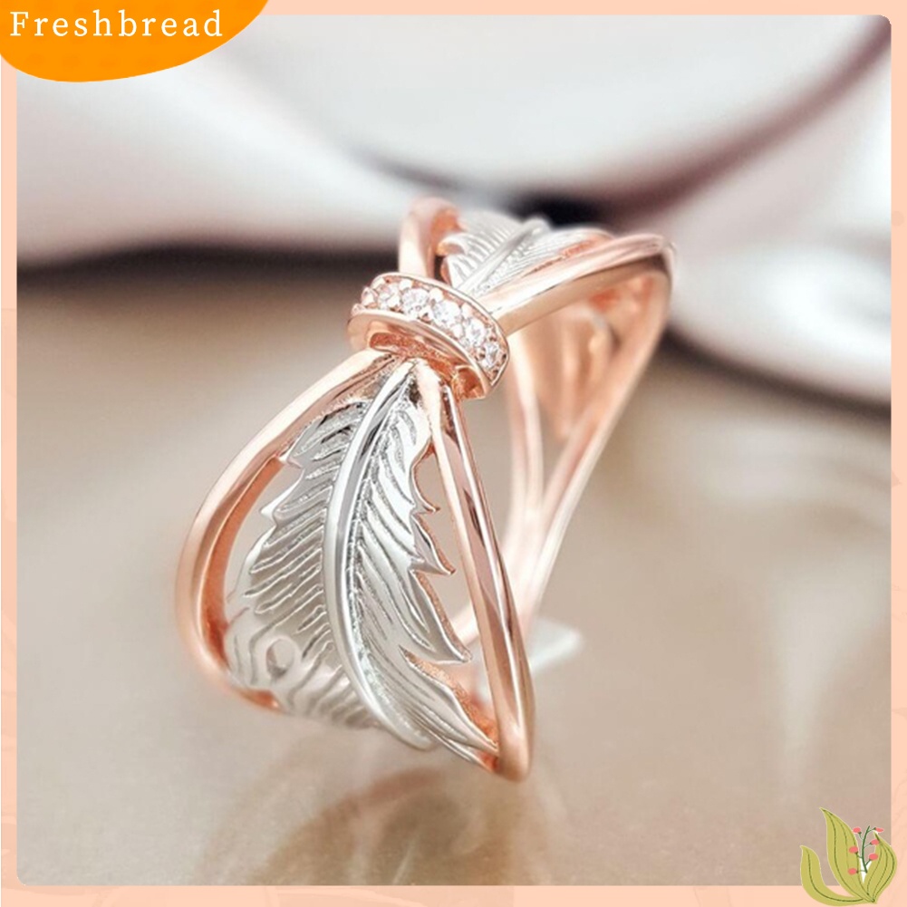 &lt; Freshbread &gt; Fashion Wanita Dua Warna Berongga Bulu Berlian Imitasi Bertatahkan Jari Cincin Perhiasan
