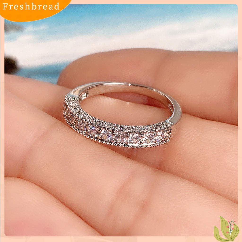 &lt; Freshbread &gt; Unisex Cincin Bulat Cubic Zirconia Perhiasan Bersinar Terang Kilau Jari Cincin Hadiah Hari Kasih Sayang