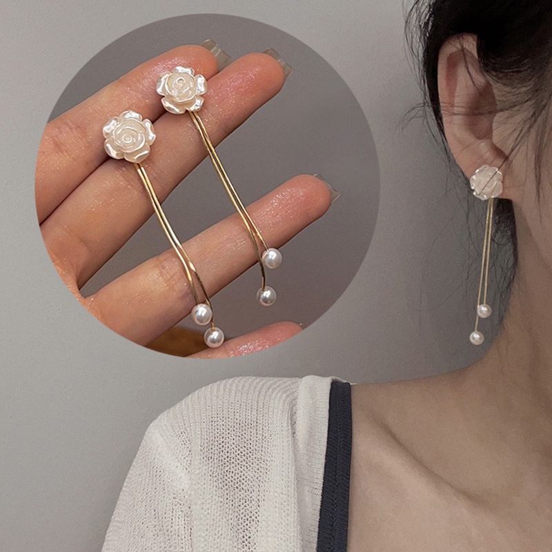 Anting Korea Wanita Titanium Giwang Model Bunga Rumbai Mutiara Aksesoris Perhiasan ANT117