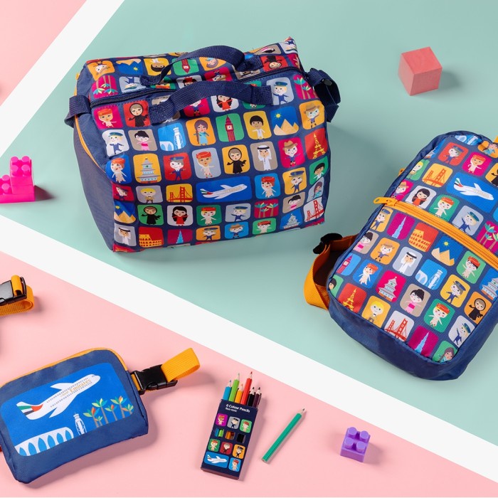 TAS KIDS DUFFLE BAG FROM EMIRATES AIRLINES