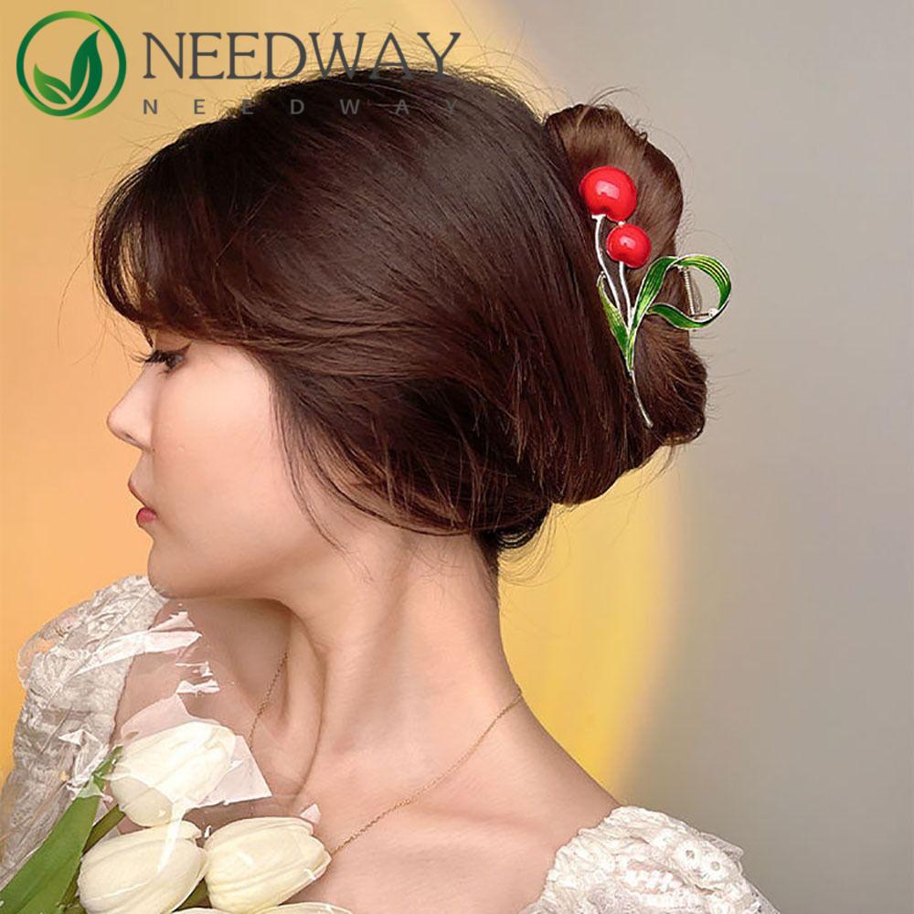 Needway   Cherry Hair Claw Elegan Fashion Simple Zinc Alloy Jepit Rambut Untuk Anak Perempuan Hiu Klip Hiasan Kepala Untuk Wanita Gaya Korea Hair Clip