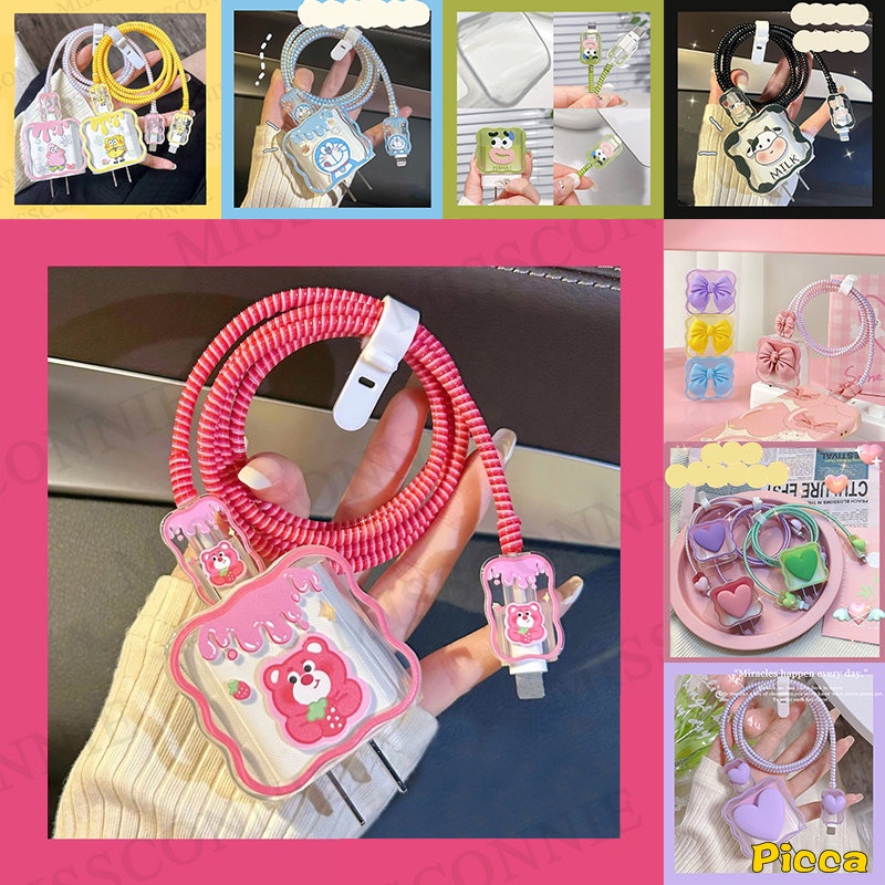 Set Lengan Kabel Data Tepi Bergelombang 5in1 Kompatibel Untuk Apple 18/20W Adaptor Charger Toy Story Cute Strawberry Bear Lovely 3D Ikatan Simpul Cinta Hati Kabel Soft Cover Dengan Pelindung Gigitan