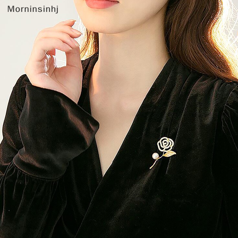 Mornin Fashion Flash Berlian Indah Camellia Bros Cahaya Korsase Aksesoris Perhiasan Niche Anti-lost Berlian Imitasi Mutiara Pin id