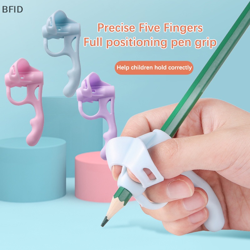 [BFID] Tempat Pulpen Postur Wrig Anak Alat Koreksi Latihan Wrig Silikon Lembut Aid Grip Posture Correction Stationery [ID]