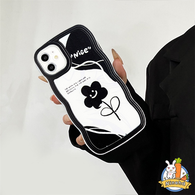 IPHONE Fashion Retro Fantasi Hitam Kupu-Kupu Bergelombang Tepi Casing Ponsel Kompatibel Untuk Iphone14 13 12 11 Pro Max X Xr Xs Max8 7 6 6s Plus SE Kamera Penuh Pelindung Shockproof Case Back Cover