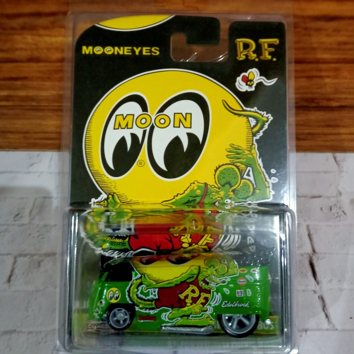 TERBARU Hot Wheels Volkswagen Drag Bus custom Mooneyes Ratfink
