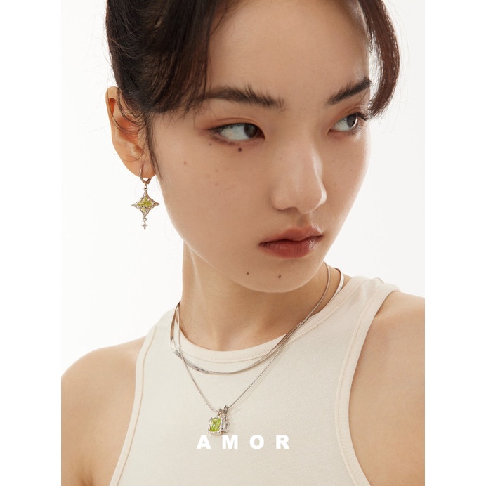 Anting Bintang Cahaya Kepribadian Ear Studs Desain Niche Anting Fashion Perempuan