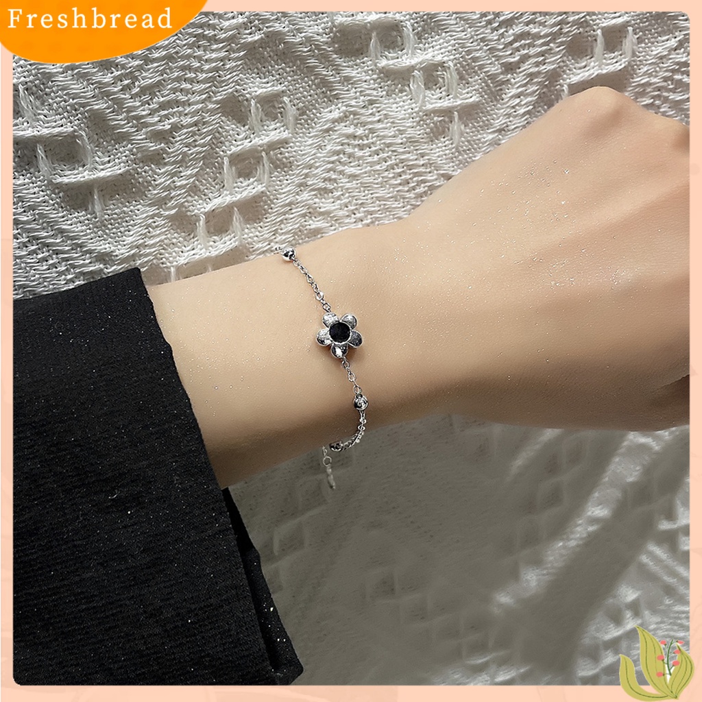 &lt; Freshbread &gt; Wanita Gelang Adjustable Berlian Imitasi Mengkilap Hias Manis All-match Dekorasi Hadiah Ulang Tahun Gadis Lima Kelopak Bunga Rantai Gelang Tangan Perhiasan Untuk Pacaran