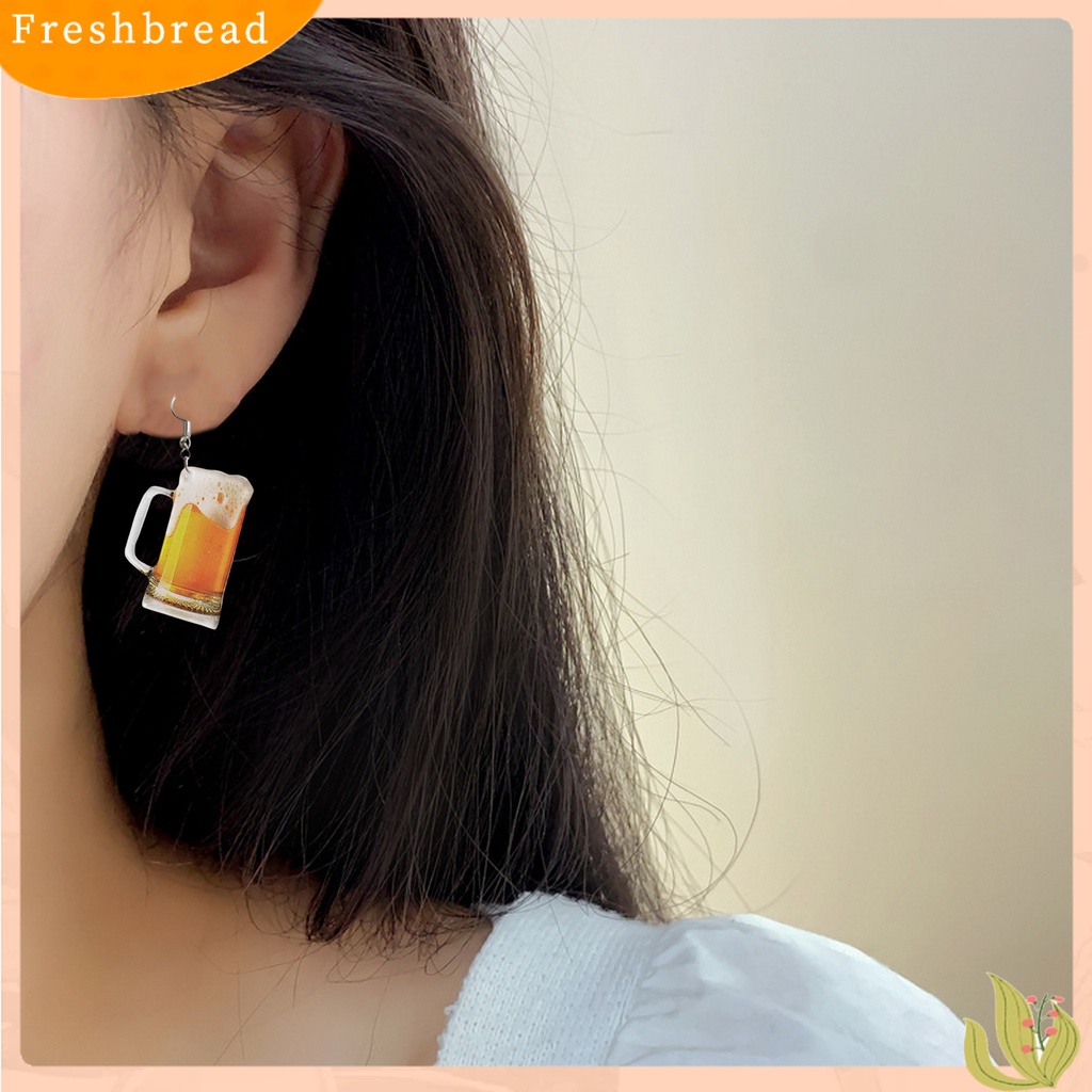 &lt; Freshbread &gt; 1pasang Anting Kait Akrilik Lucu Kepribadian Lucu Hadiah Padat Simulasi Bir Mug Menjuntai Anting Perhiasan Fashion