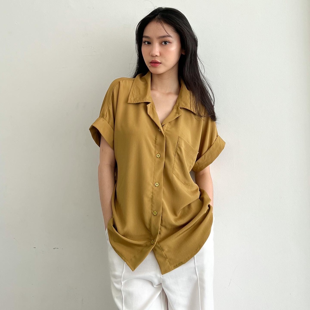 Beige Studio - Abby Shirt / Kemeja Lengan Pendek Wanita