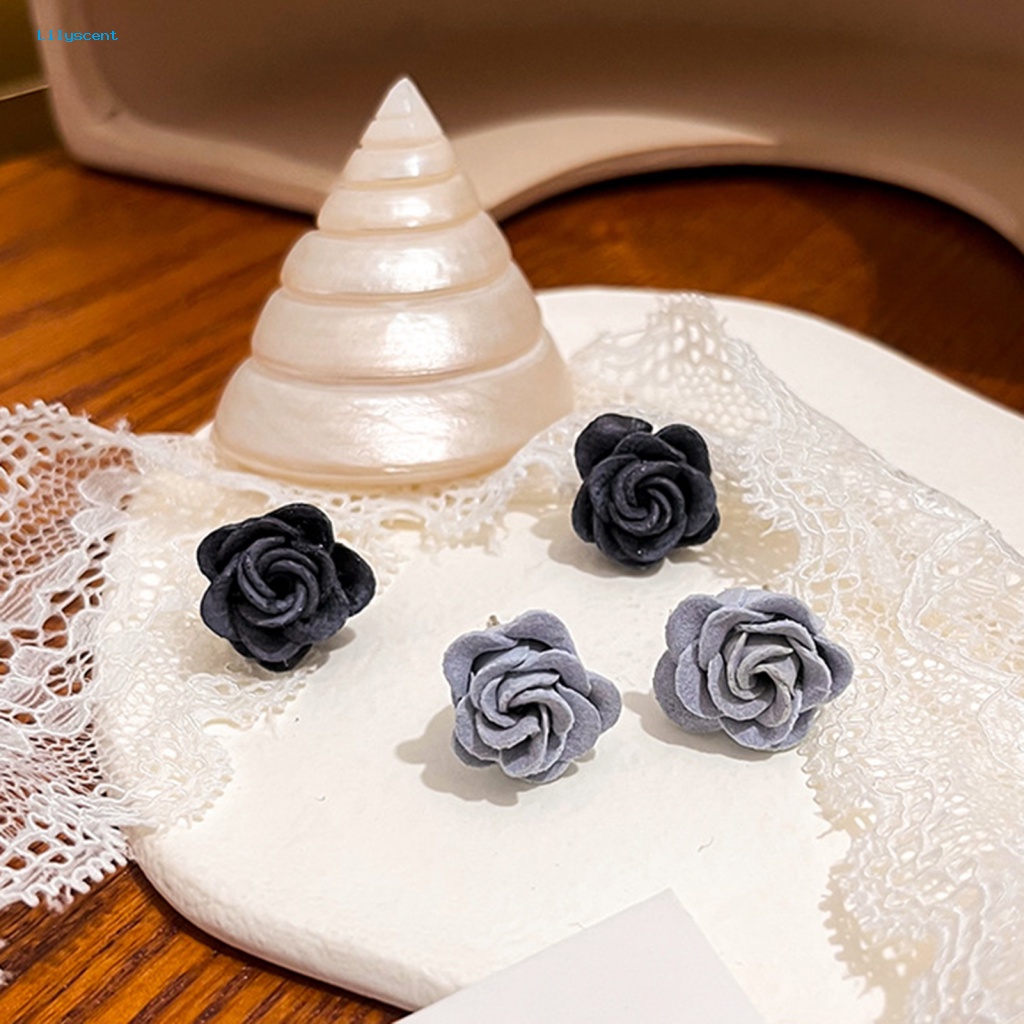 Lilyscent 1pasang Anting Wanita Ringan Untuk Pakaian Sehari-Hari Retro Simulasi Blue Rose Ear Studs Penampilan Hidup