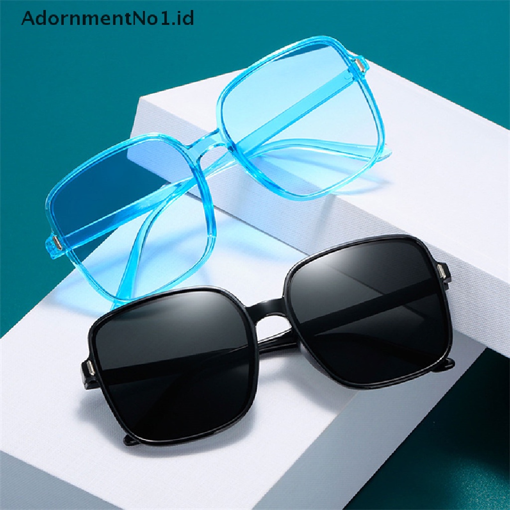 [AdornmentNo1] Padi Kuku Persegi Gradasi Warna Kacamata Hitam Wanita Trendy Anti-UV Retro Sunglasses [ID]