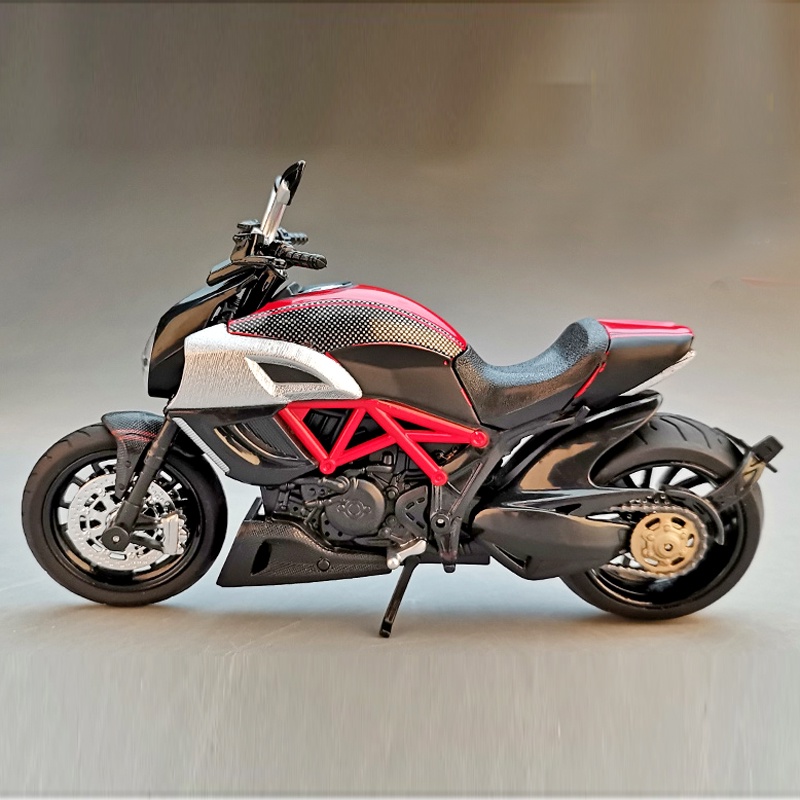 1per12 Metal Ducati Motor Model Diecast Simulasi Motor Mainan Anak Cowok Hadiah Dengan Suara Dan Lampu