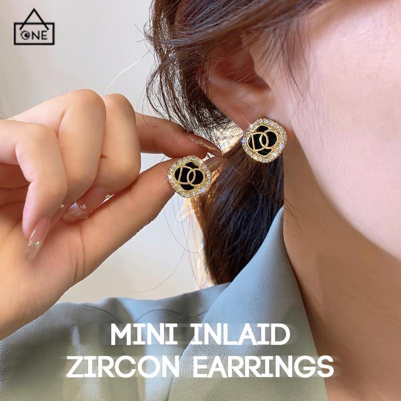 COD❤️Anting pin perak S925 dengan Huruf zirkonia Anting pejantan berdesain persegi-A.one