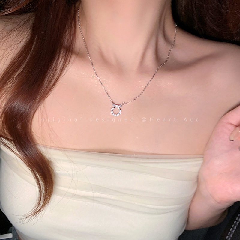 Kalung Wanita2023Ikatan Busur Lingkaran Lingkaran Liontin Kalung Perempuan Musim Panas Celar Claolings Rantai