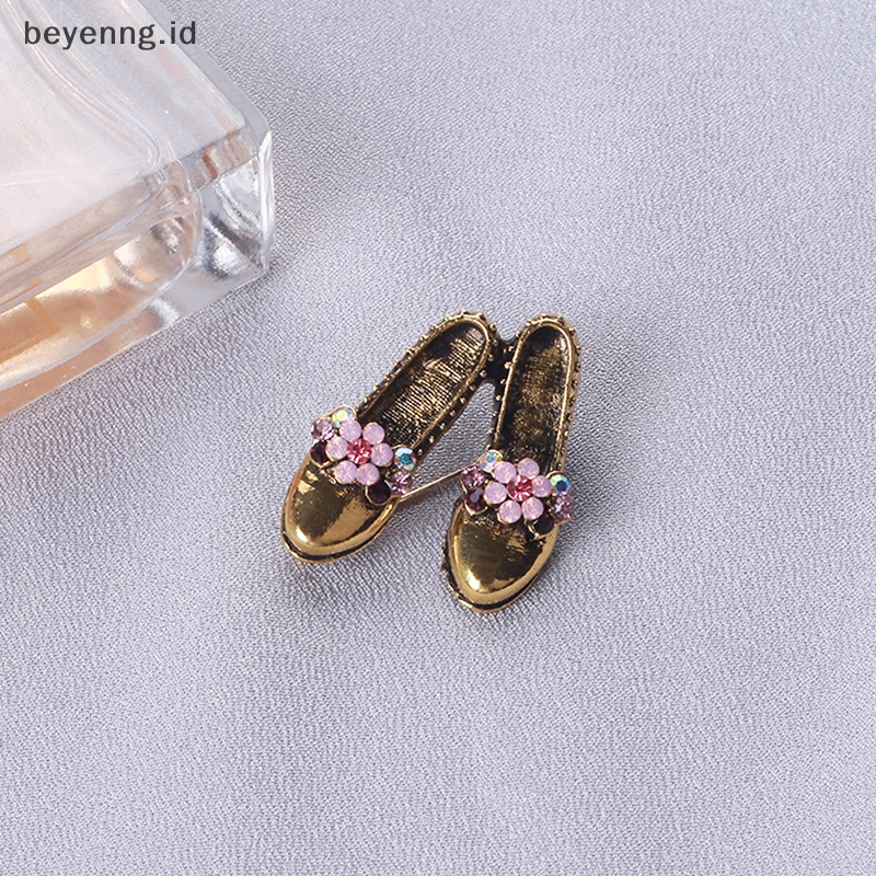 Beyen Retro Vintage Sepatu Bros Merah Muda Berlian Imitasi Bunga Ikatan Simpul Sepatu Bros Pin ID