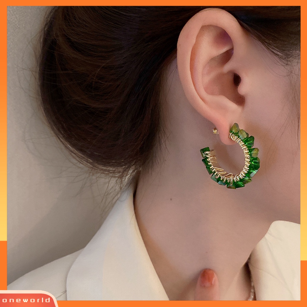 [WOD] 1pasang Anting Hoop Geometris Temperamen Hias Menarik All-match Perhiasan Hadiah C-shaped Emerald Green Kristal Imitasi Fashion   Anting Lingkaran Wanita Untuk Dipakai Sehari-Hari