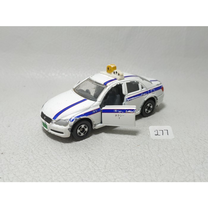 Diecast Tomica Toyota Mark X Taksi Loose Minus Miiatur Mainan Pajangan